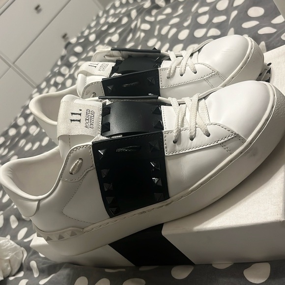 Valentino studded sneakers - Picture 11 of 16